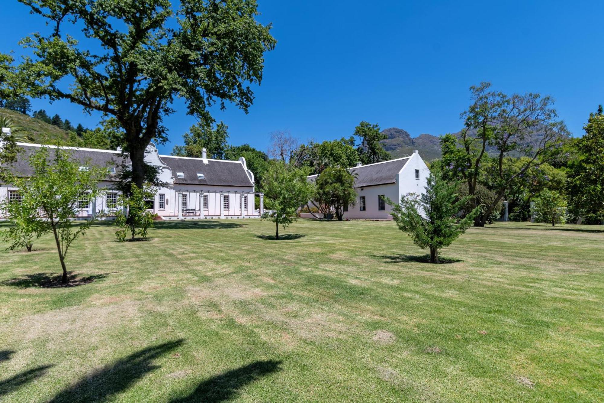 Mont Angelis Aparthotel Stellenbosch Exteriör bild